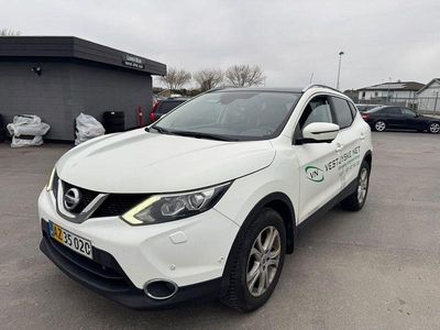 Gebraucht Nissan Qashqai Tekna 131 PS (96 kW) 2016 Weiß SUV