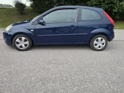 Gebraucht Ford Fiesta 60 PS (44 kW) 2008 Blau Kleinwagen