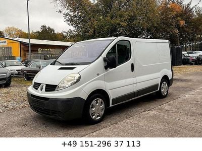 Weiß Gebraucht 2011 Renault Trafic Van / Kleinbus | 3.999 €