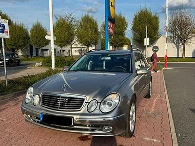 Usata Mercedes E320 224 CV (164 kW) 2003 Argento Station wagon