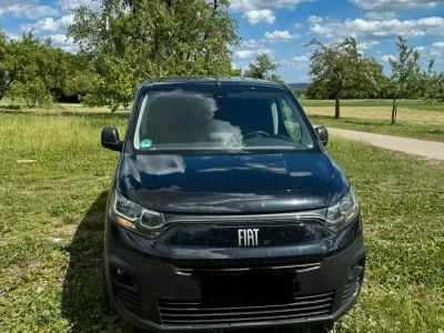 Gebraucht Fiat Doblò 130 PS (95 kW) 2023 Schwarz Van / Kleinbus