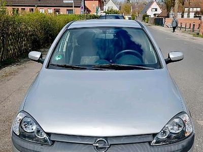 Gebraucht Opel Corsa 90 PS (66 kW) 2001 Silber Kleinwagen