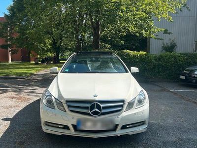 Mercedes E200