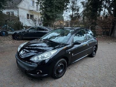 Schwarz Gebraucht 2012 Peugeot 206+ Kleinwagen | 1.500 €