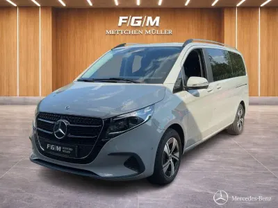 Gebraucht Mercedes V250 Style 190 PS (139 kW) 2024 Alpingrau Van / Kleinbus