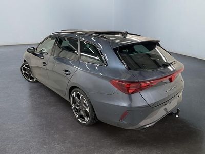 Neu Cupra Leon VZ 333 PS (244 kW) 2026 S7  magnetich tech met.