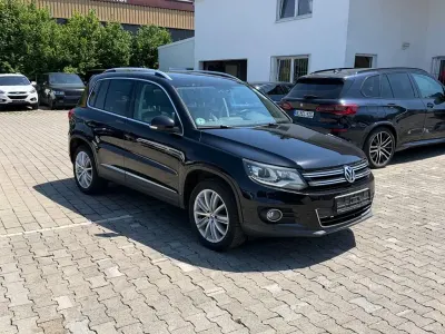 Gebraucht VW Tiguan Sportline 140 PS (102 kW) 2011 Schwarz SUV