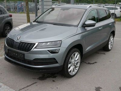 gebraucht Skoda Karoq 1.5 TSI ACT DSG STYLE * AHK * ACC * LED * PARK ASSIST * NAVI * LENKRAD-& FRONTSC