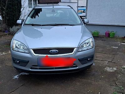 Gebraucht Ford Focus 116 PS (85 kW) 2005 Grau Kombi