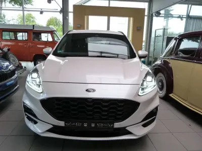 Gebraucht Ford Kuga ST-Line X 152 PS (111 kW) 2020 Arktisweiß (metallic) SUV
