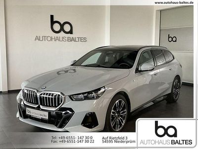 Gebraucht BMW 520 M Sport 197 PS (144 kW) 2025 Brooklyn grau met. Kombi