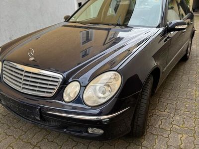 gebraucht Mercedes E240 