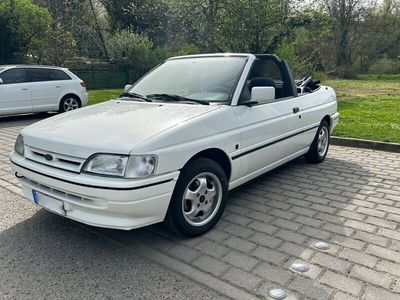 Weiß Gebraucht 1992 Ford Escort Cabriolet Cabrio | 4.100 €