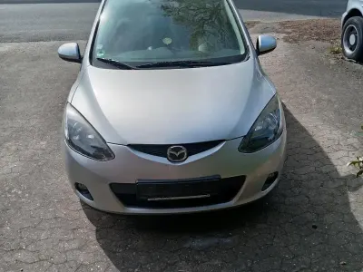 Brugt Mazda 2 100 HK (73 kW) 2009 Grå Hatchback
