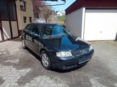 Gebraucht Audi A3 102 PS (75 kW) 2002 Schwarz Kleinwagen