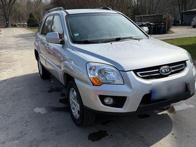 Gebraucht Kia Sportage LX 141 PS (103 kW) 2010 Silber SUV