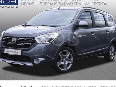 Grau Gebraucht 2018 Dacia Lodgy Stepway Van / Kleinbus | 13.288 € (Teuer)