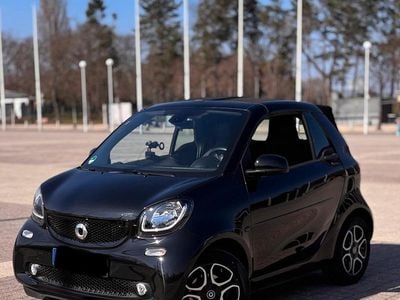 Gebraucht Smart ForTwo Cabrio 90 PS (66 kW) 2017 Schwarz Cabrio