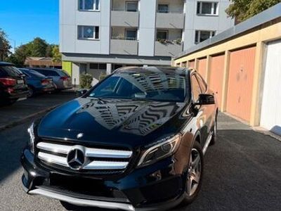 gebraucht Mercedes GLA200 AMG Line