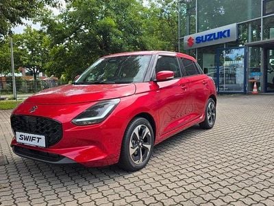 Gebraucht Suzuki Swift Comfort+ 83 PS (61 kW) 2025 Rot Kleinwagen