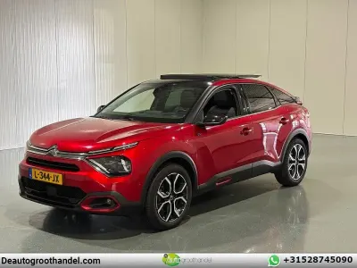Gebraucht Citroën e-C4 Shine 100 kW (136 PS) 2021 Rot SUV