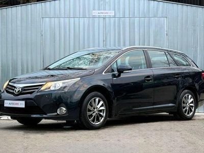 Gebraucht Toyota Avensis Life 147 PS (108 kW) 2012 Blau Kombi