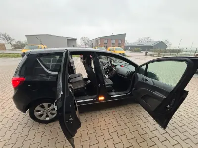 Gebraucht Opel Meriva 140 PS (102 kW) 2010 Schwarz Van / Kleinbus