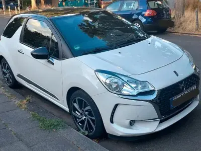 Gebraucht DS Automobiles DS3 Sport Chic 131 PS (96 kW) 2017 Weiß Kleinwagen