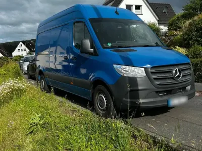 Gebraucht Mercedes Sprinter 143 PS (105 kW) 2019 Blau Van