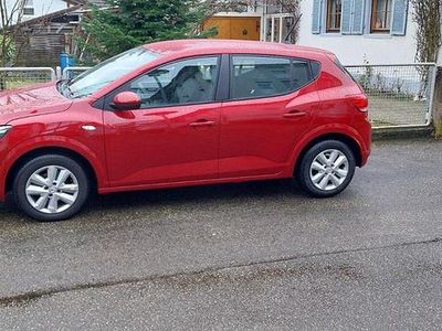 Rot Gebraucht 2022 Dacia Sandero Kleinwagen | 14.700 € (Fairer Preis)