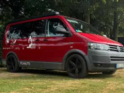 Begagnad VW Transporter 140 HK (102 kW) 2010 Röd Van