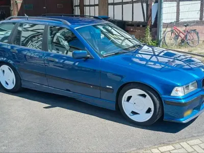 Gebraucht BMW 323 M Sport 170 PS (125 kW) 1998 Blau Kombi