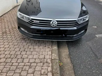 Gebraucht VW Passat 190 PS (139 kW) 2017 Schwarz Kombi
