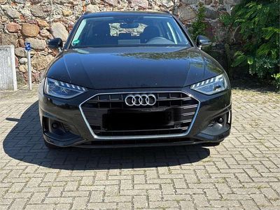 Schwarz Gebraucht 2020 Audi A4 Kombi | 18.500 € (Etwas zu teuer)