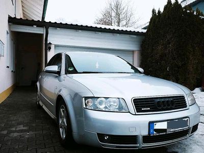 Silber Gebraucht 2002 Audi A4 Limousine | 3.000 € (Etwas zu teuer)