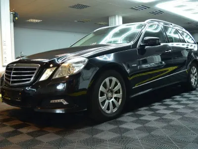 Gebraucht Mercedes E350 231 PS (169 kW) 2009 Schwarz Kombi