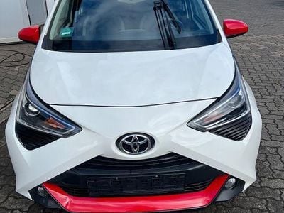 Gebraucht Toyota Aygo Team 72 PS (52 kW) 2021 Weiß Kleinwagen