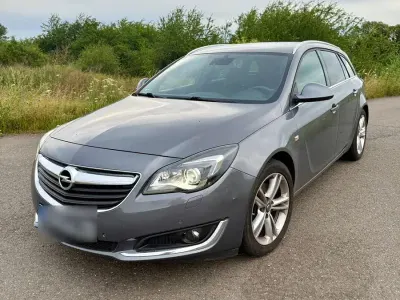 Gebraucht Opel Insignia Business 170 PS (125 kW) 2015 Grau Kombi