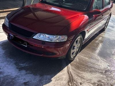Gebraucht Opel Vectra 125 PS (91 kW) 2002 Rot Limousine