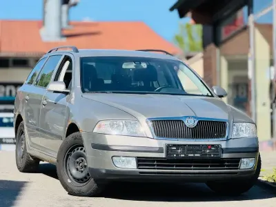 Używany Skoda Octavia Ambiente 116 KM (85 kW) 2008 Szary Kombi