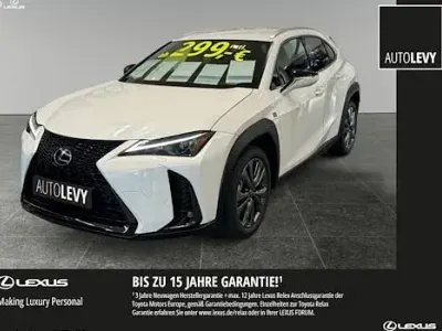 Neu Lexus UX 300h Sport Design Packet 199 PS (146 kW) 2026 Weiß SUV