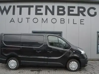 Brugt Renault Trafic Komfort 120 HK (88 kW) 2015 Sort MPV