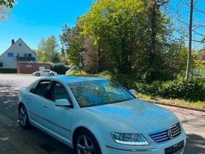 VW Phaeton