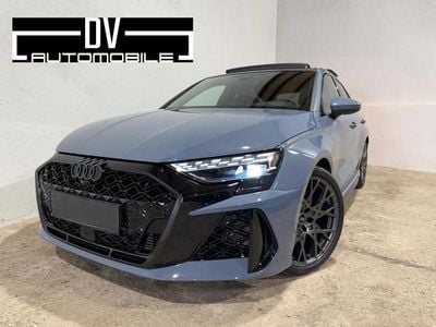 Neu Audi RS3 Sportback Comfort 400 PS (294 kW) 2025 Grau (kemoragrau metallic) Kleinwagen