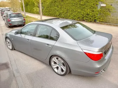 Second-hand BMW 540 333 CP (244 kW) 2004 Gri Berlinǎ