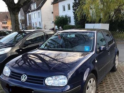 Blau Gebraucht 2000 VW Golf IV Kleinwagen | 2.200 € (Fairer Preis)