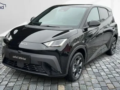 Neu BYD Dolphin Surf Comfort 114 kW (156 PS) 2026 Schwarz Kleinwagen