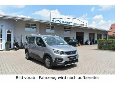 Gebraucht Peugeot Rifter Allure 102 PS (75 kW) 2022 Silber Van / Kleinbus