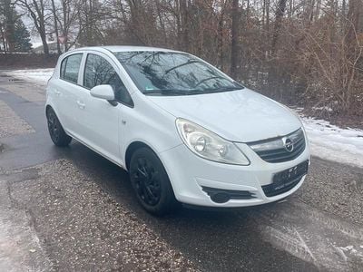 Weiß Gebraucht 2009 Opel Corsa Kleinwagen | 850 € (Guter Preis)