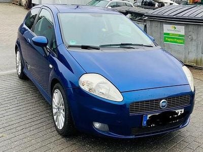 Gebraucht Fiat Grande Punto 95 PS (69 kW) 2006 Blau Kleinwagen